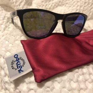 Oakley Frogskins Sunglasses